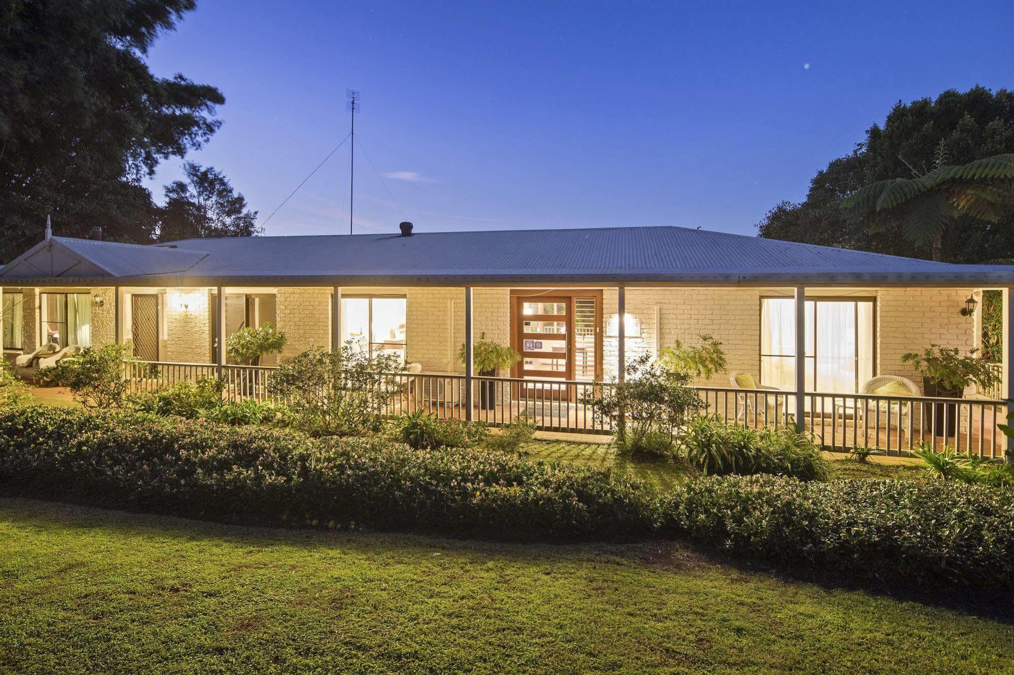 Eden Lodge Nambour Kültér fotó